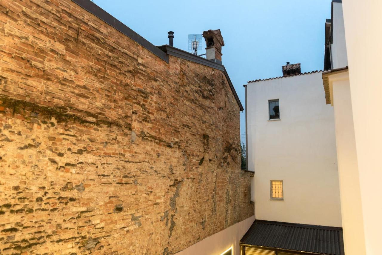 Casa Del Profumo Hotel Piacenza Exterior photo